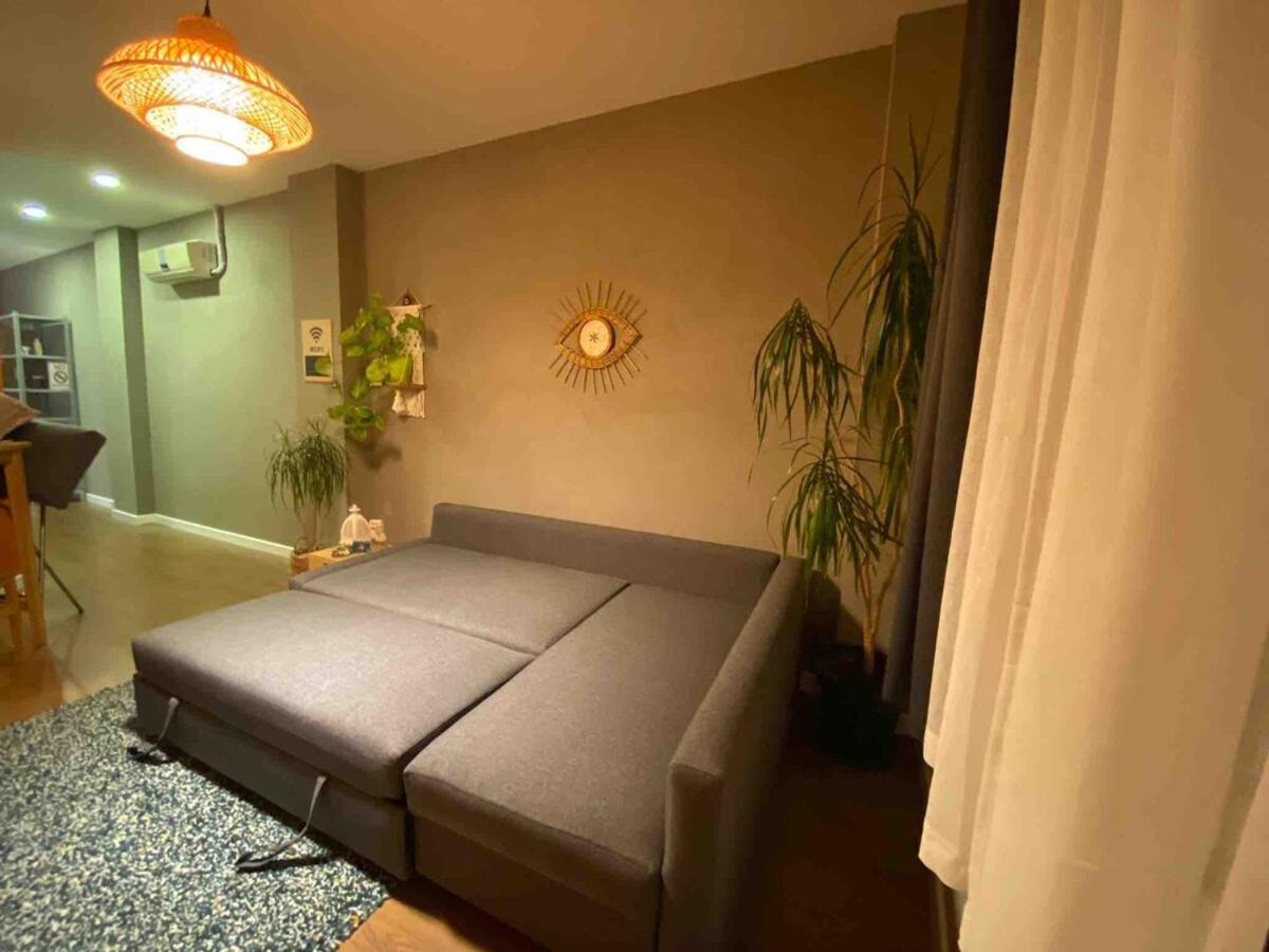 Cosy Flat With A Garden In Central Kadikoy Estambul Exterior foto